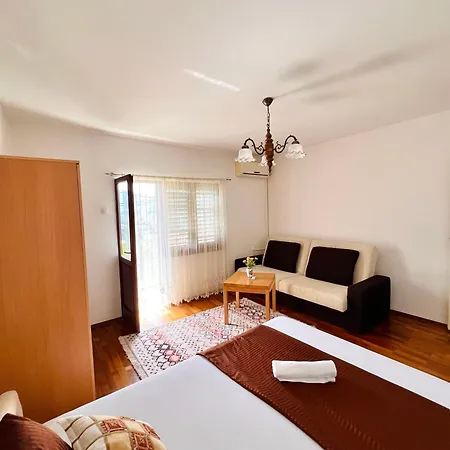 Hela Apartment