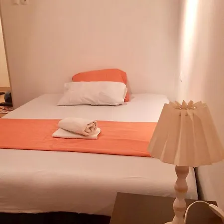 Hela * Mostar